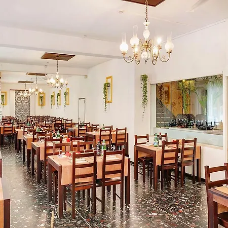 Hotel Canova Jesolo